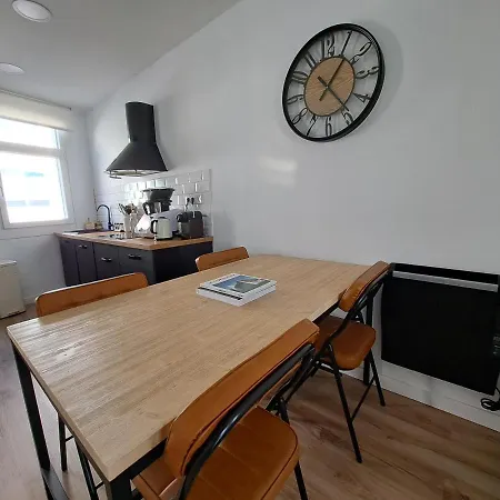 Vibes Coruna-orzan 144 Appartement